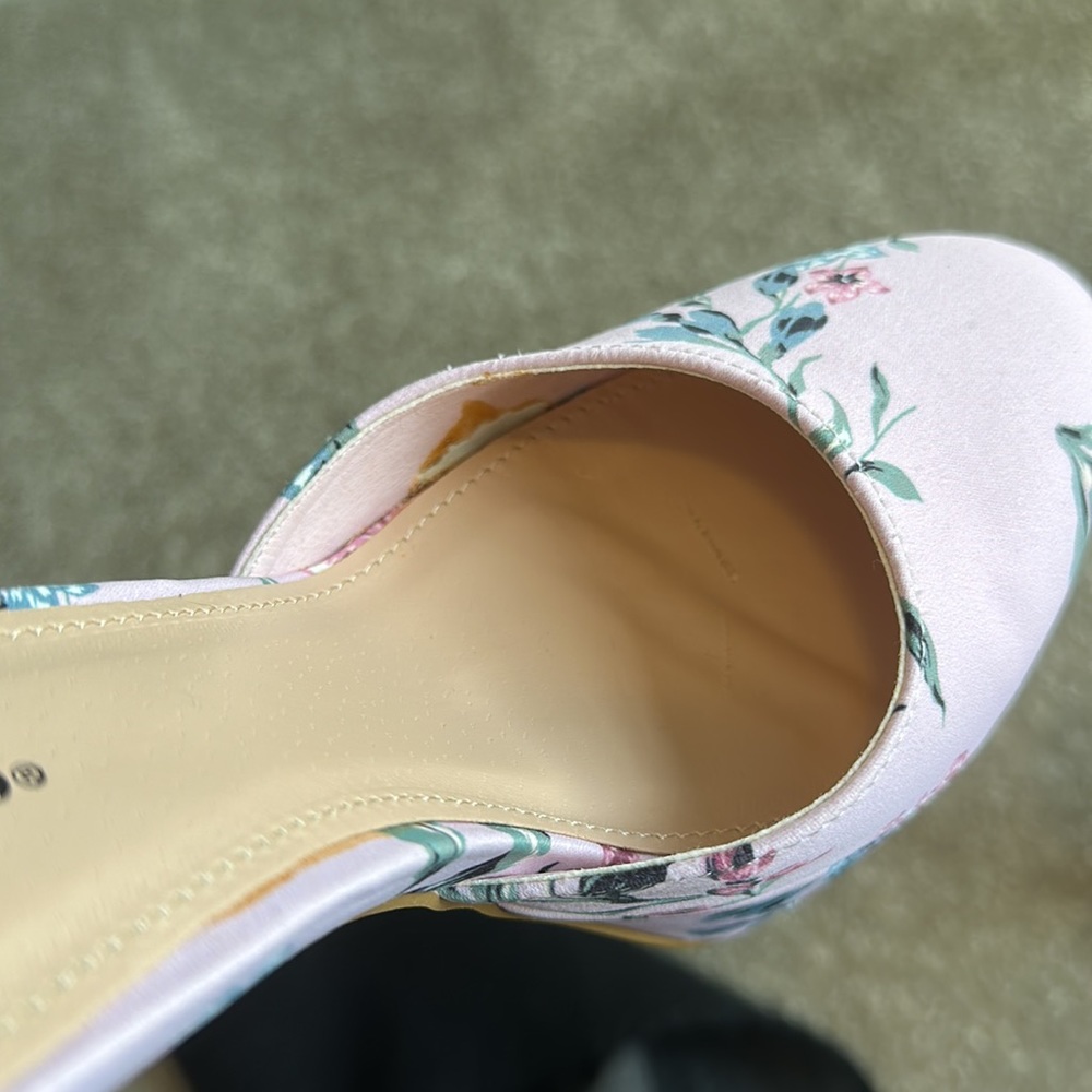 High heels - Picture 4 of 8